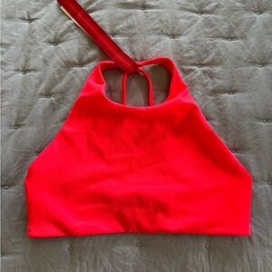 Left on Friday High Dive top M rescue